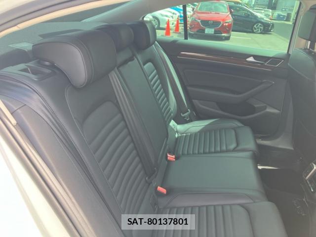VolksWagen PASSAT 2017-04 8728208-15