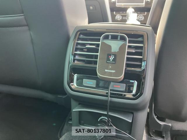 VolksWagen PASSAT 2017-04 8728208-16