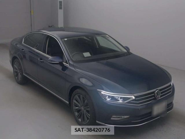 VolksWagen PASSAT 2022 8729422-5