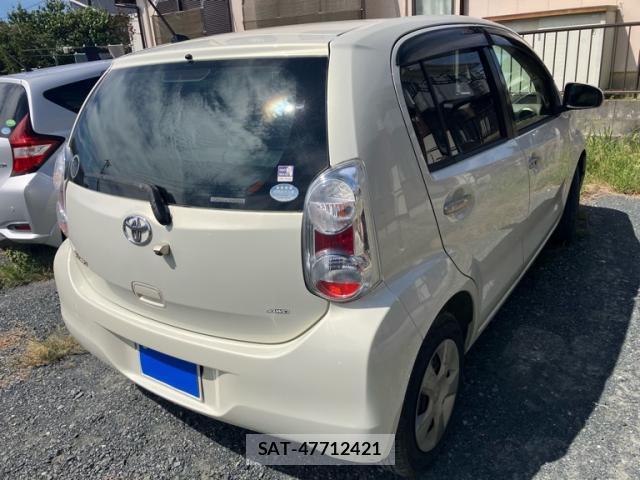 Toyota PASSO 2013-04 8727364-2