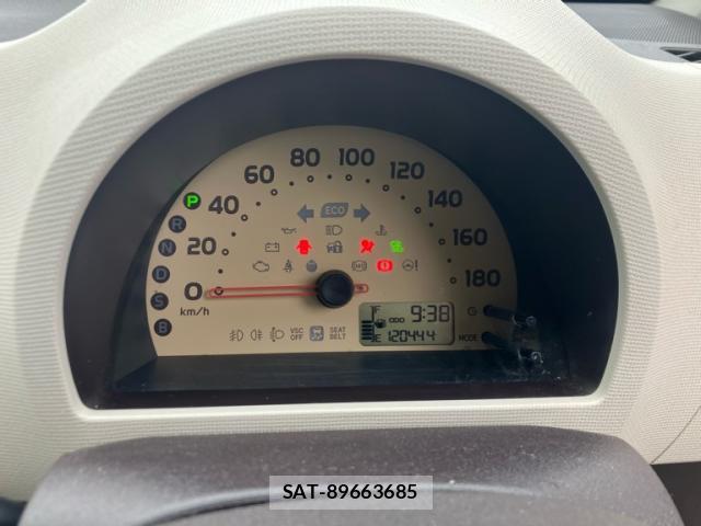 Toyota PASSO 2010-11 8730677-14