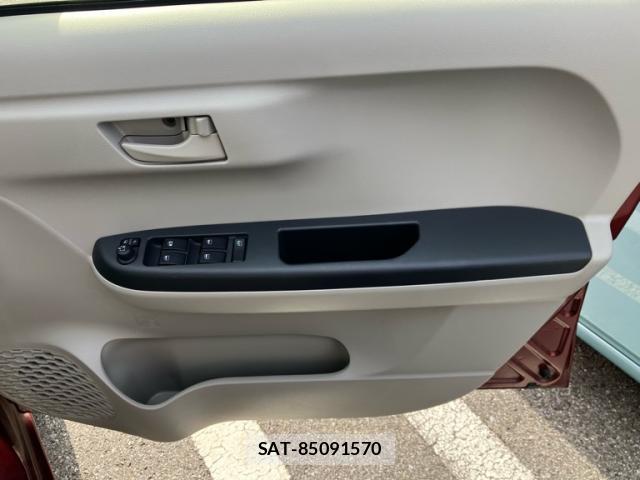Toyota PASSO 2016-05 8730933-9