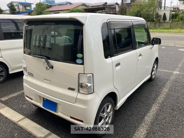 Toyota PIXIS SPACE 2012-09 8727321-13