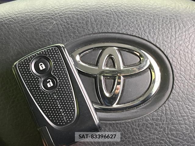 Toyota PIXIS SPACE 2014-09 8728418-4