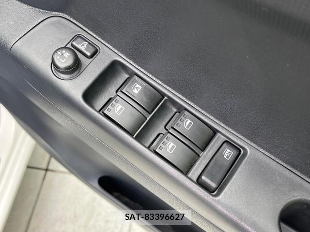 Toyota PIXIS SPACE 2014-09 8728418-6