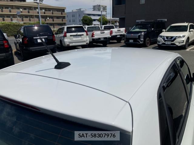 VolksWagen POLO 2017-09 8727280-12