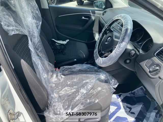 VolksWagen POLO 2017-09 8727280-6