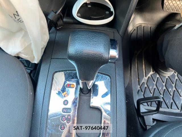 VolksWagen POLO 2007-11 8727351-14