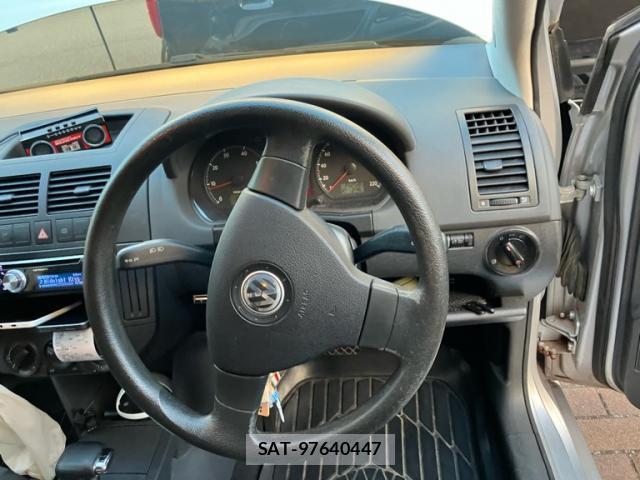 VolksWagen POLO 2007-11 8727351-7