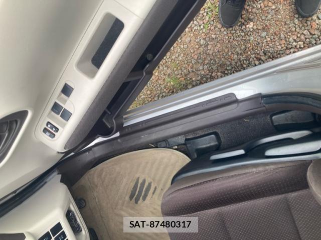 Toyota PORTE 2014-01 8727369-14