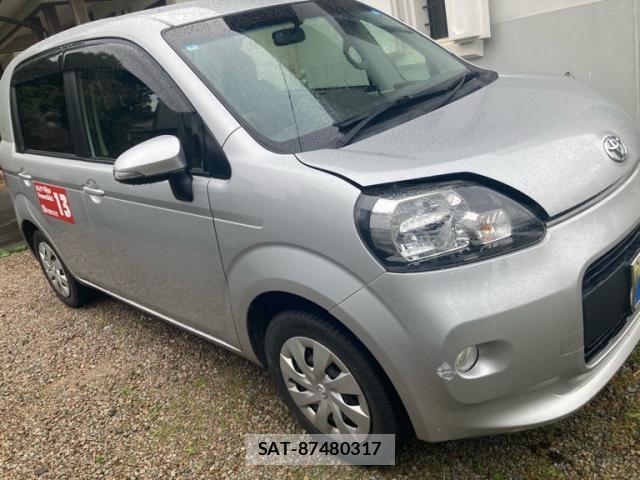 Toyota PORTE 2014-01 8727369-2