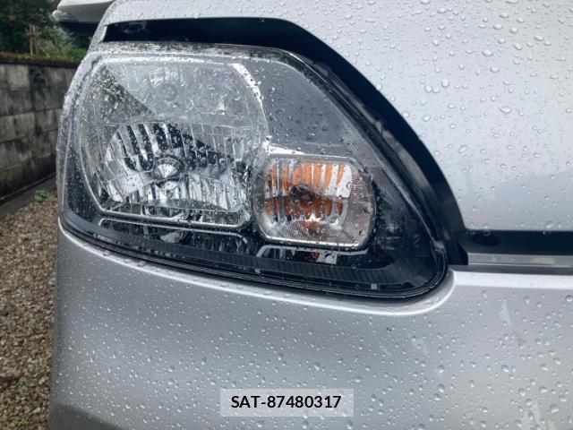 Toyota PORTE 2014-01 8727369-7