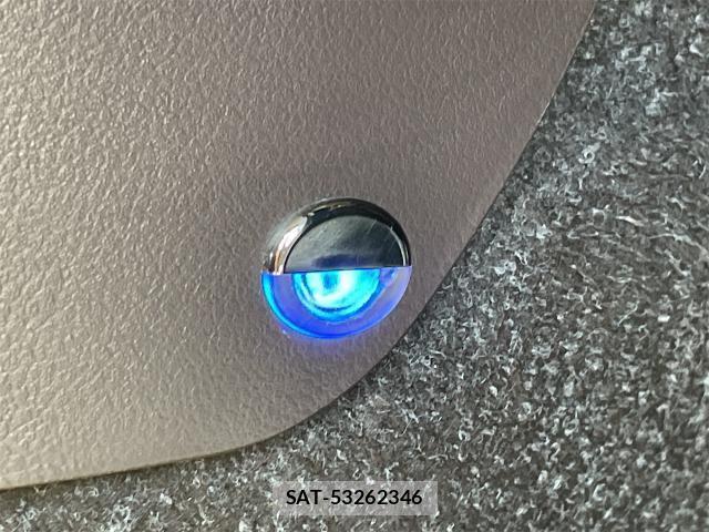 Toyota PORTE 2013-03 8728915-19