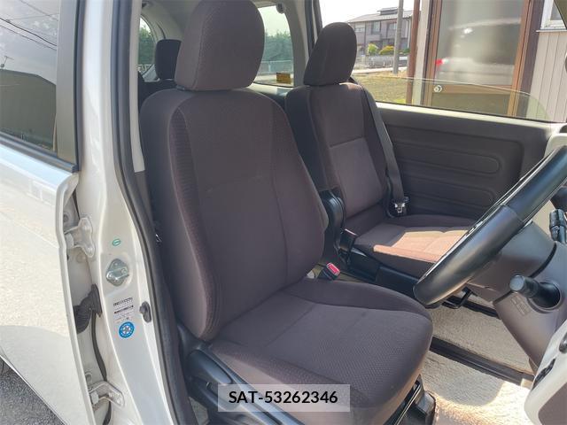 Toyota PORTE 2013-03 8728915-6