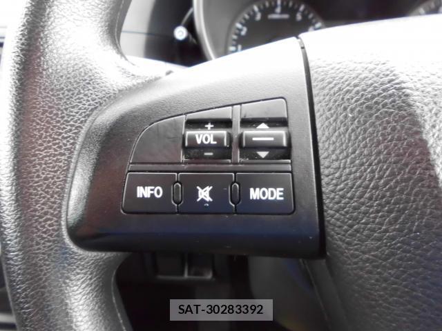 Mazda PREMACY 2014-01 8728301-8