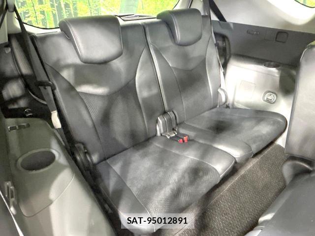 Toyota PRIUS ALPHA 2013-11 8727890-10