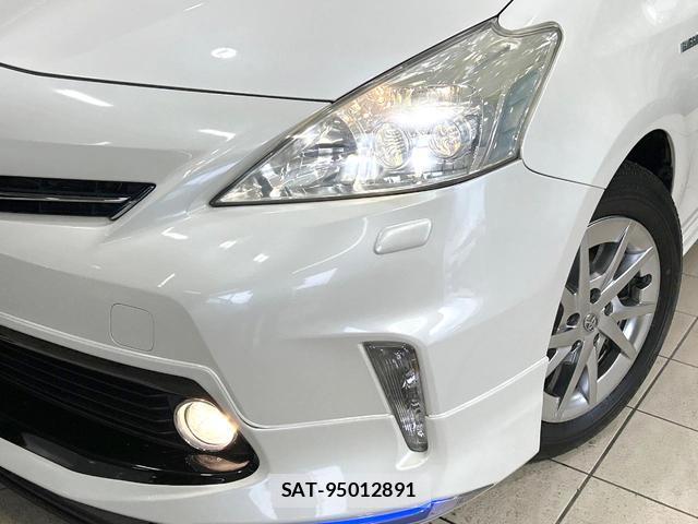 Toyota PRIUS ALPHA 2013-11 8727890-13