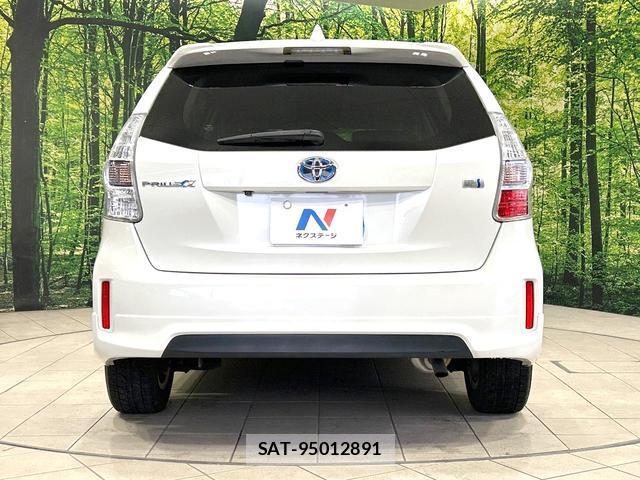 Toyota PRIUS ALPHA 2013-11 8727890-16