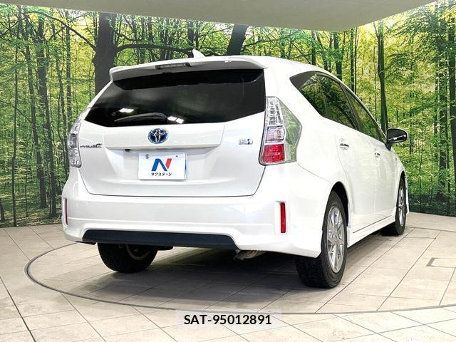 Toyota PRIUS ALPHA 2013-11 8727890-18