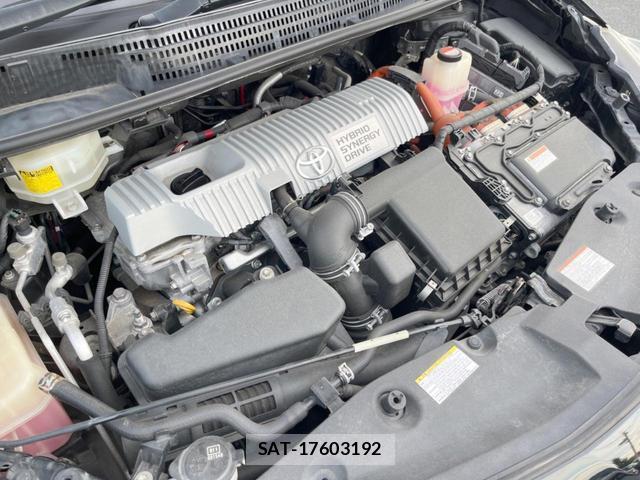 Toyota PRIUS ALPHA 2015-09 8728254-18