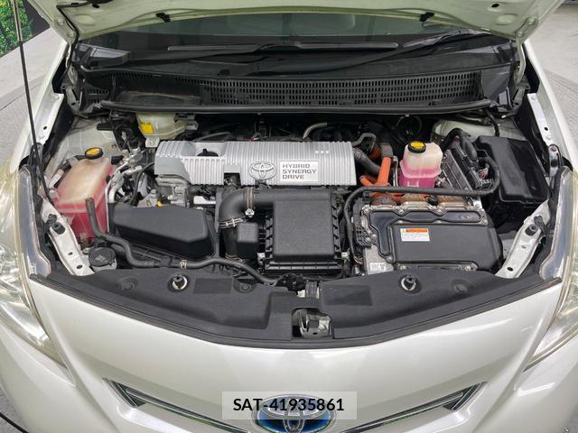 Toyota PRIUS ALPHA 2013-09 8728349-17