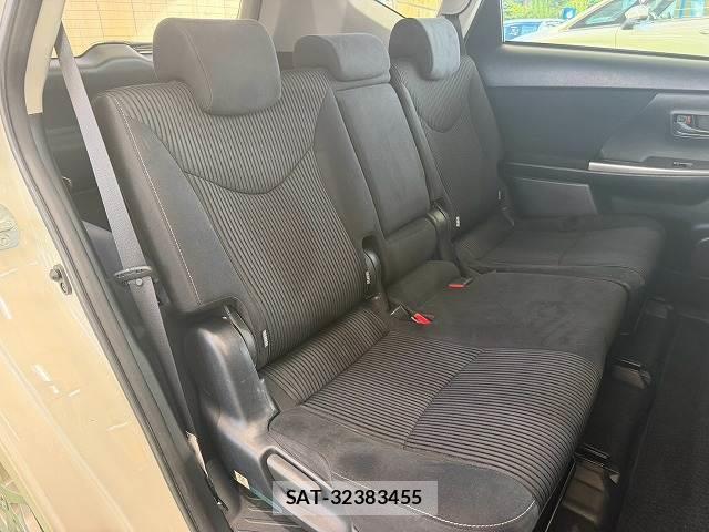 Toyota PRIUS ALPHA 2015-09 8728494-11