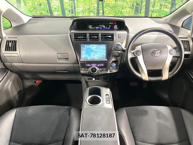 Toyota PRIUS ALPHA 2013-10 8728701-1
