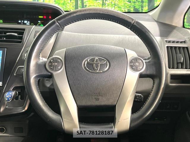 Toyota PRIUS ALPHA 2013-10 8728701-12