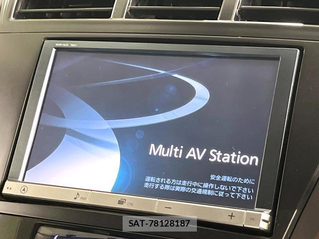 Toyota PRIUS ALPHA 2013-10 8728701-2