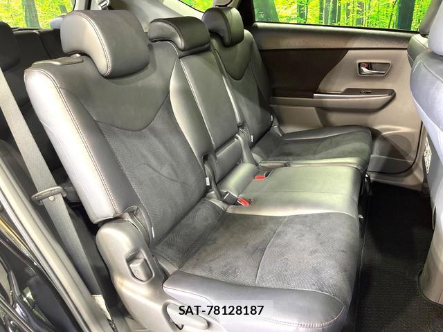 Toyota PRIUS ALPHA 2013-10 8728701-9