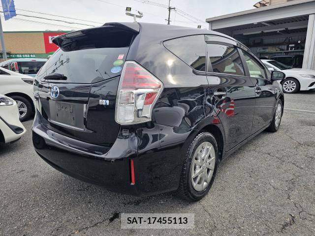 Toyota PRIUS ALPHA 2018-09 8730121-2