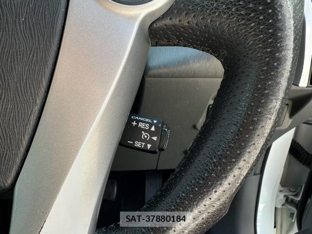 Toyota PRIUS ALPHA 2011-12 8730447-4