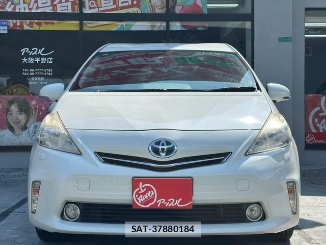 Toyota PRIUS ALPHA 2011-12 8730447-8