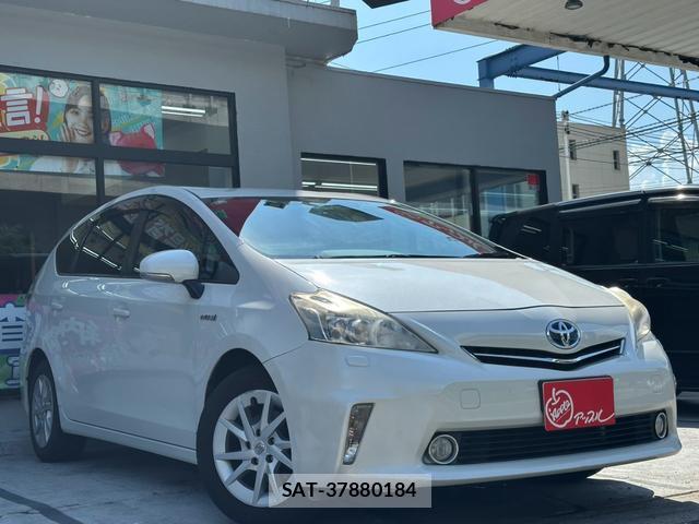 Toyota PRIUS ALPHA 2011-12 8730447-9