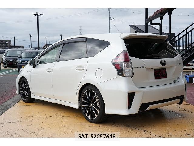 Toyota PRIUS ALPHA 2020-06 8730565-2