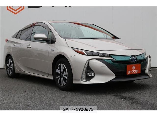 Toyota PRIUS PHV 2017-02 8726629-19