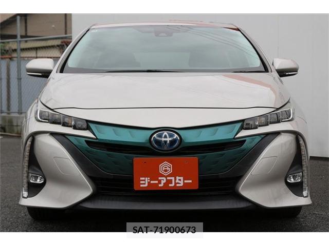 Toyota PRIUS PHV 2017-02 8726629-6