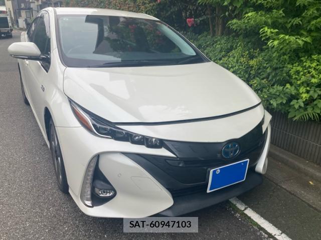 Toyota PRIUS PHV 2019-09 8726837-1