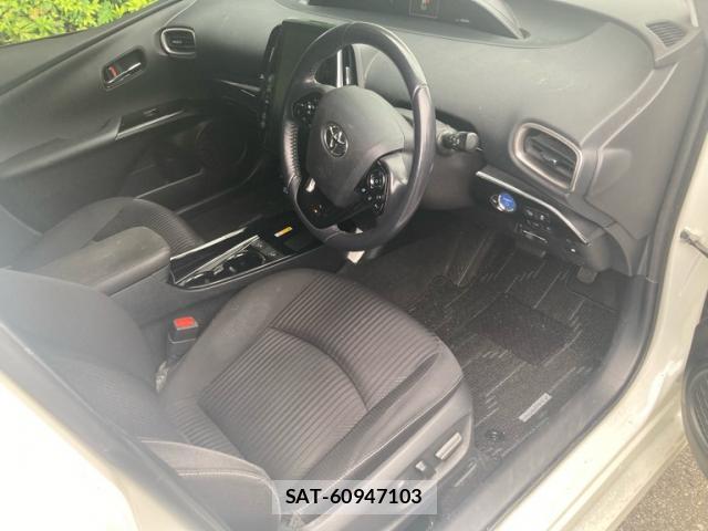 Toyota PRIUS PHV 2019-09 8726837-15