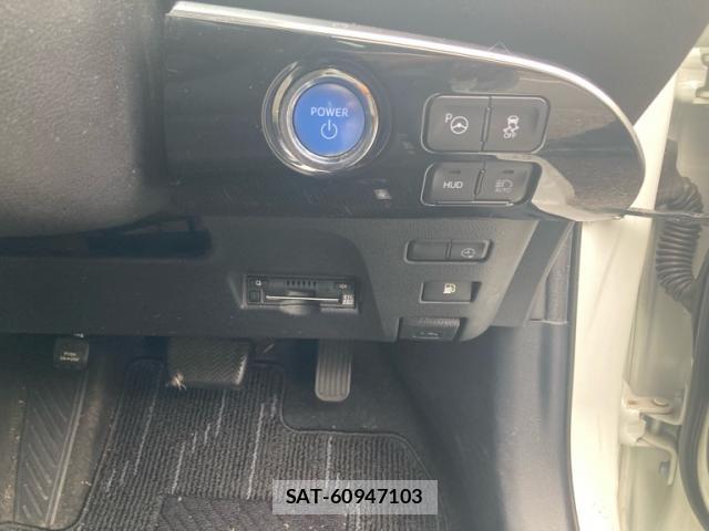 Toyota PRIUS PHV 2019-09 8726837-18
