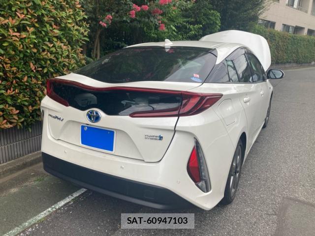 Toyota PRIUS PHV 2019-09 8726837-2