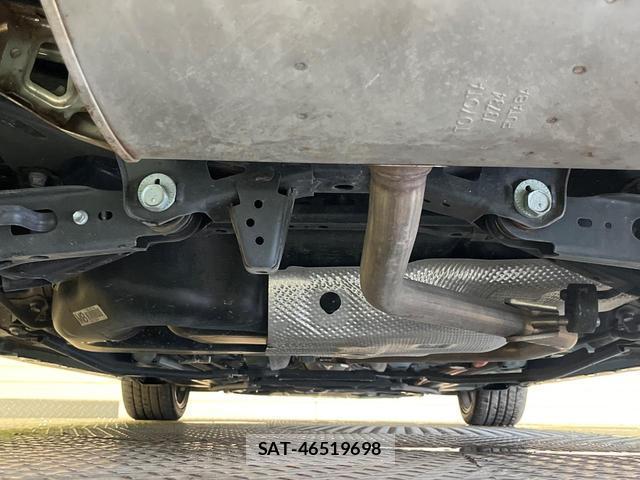 Toyota PRIUS PHV 2018-01 8728778-18