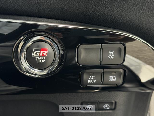 Toyota PRIUS PHV 2022-08 8728813-12