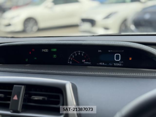 Toyota PRIUS PHV 2022-08 8728813-4