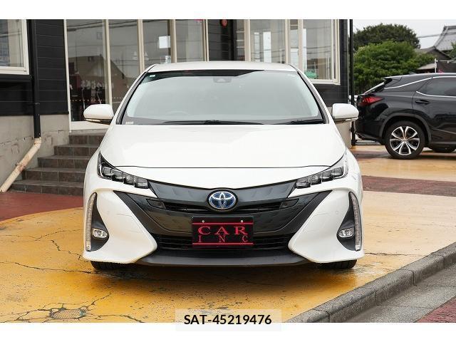 Toyota PRIUS PHV 2017-05 8730567-17
