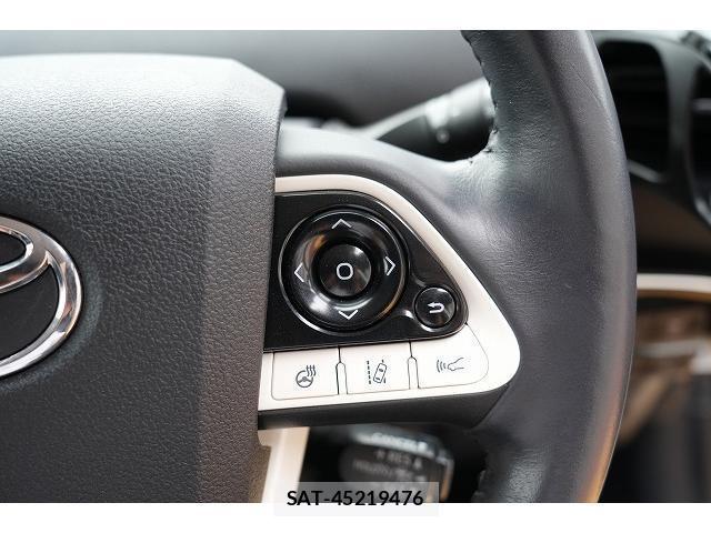 Toyota PRIUS PHV 2017-05 8730567-4