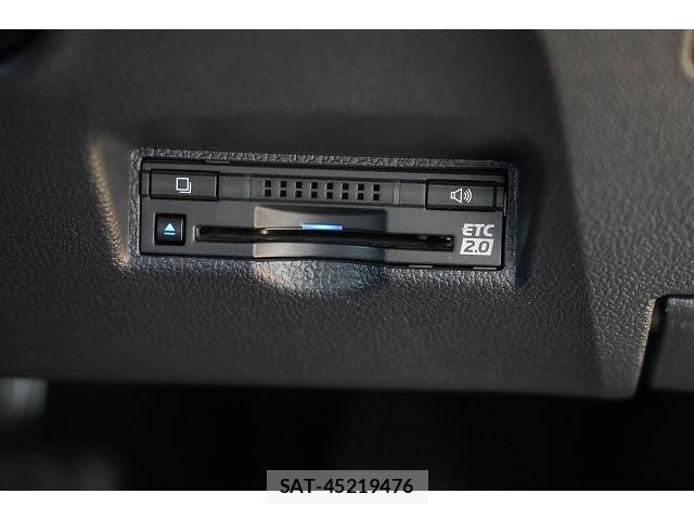 Toyota PRIUS PHV 2017-05 8730567-9