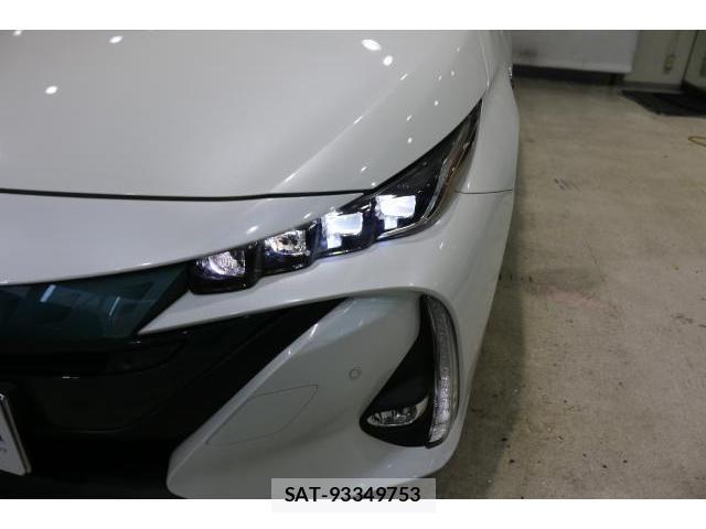 Toyota PRIUS PHV 2018-03 8730602-14