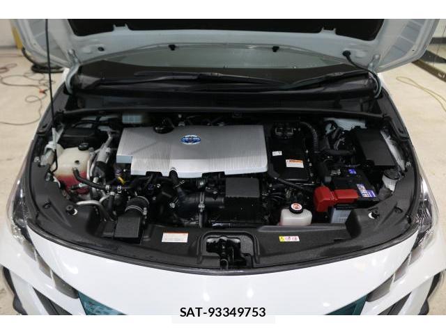 Toyota PRIUS PHV 2018-03 8730602-7