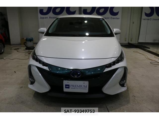 Toyota PRIUS PHV 2018-03 8730602-9